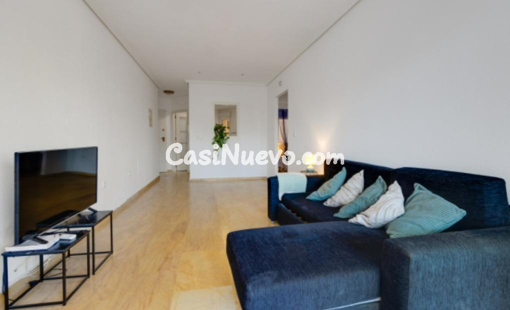 APARTAMENTO DE 2 DORMITORIOS 1 BAÑO, GARAJE TRASTERO EN AGUA - foto 4