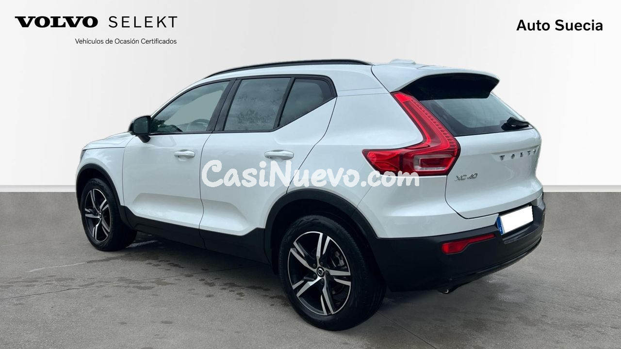 Volvo XC40 todoterreno 2.0 B3 MHEV PLUS DARK DCT 5P - foto 2