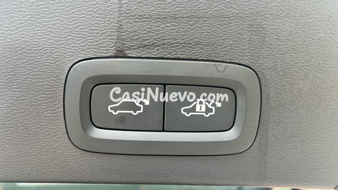 Volvo XC40 todoterreno 2.0 B3 MHEV PLUS DARK DCT 5P - foto 22
