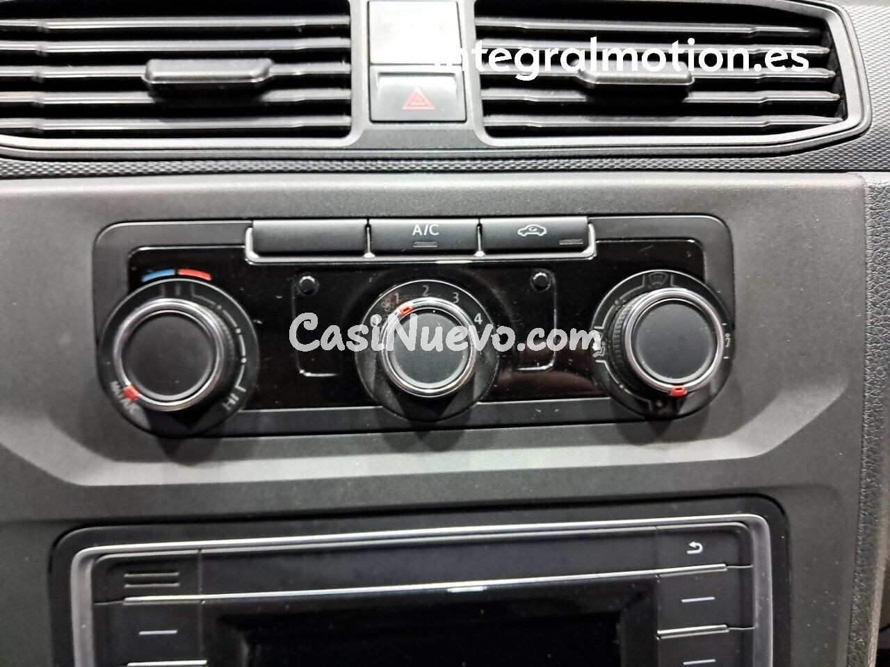 Volkswagen Caddy Profesional Maxi Furgón 2.0 TDI 102CV - foto 11