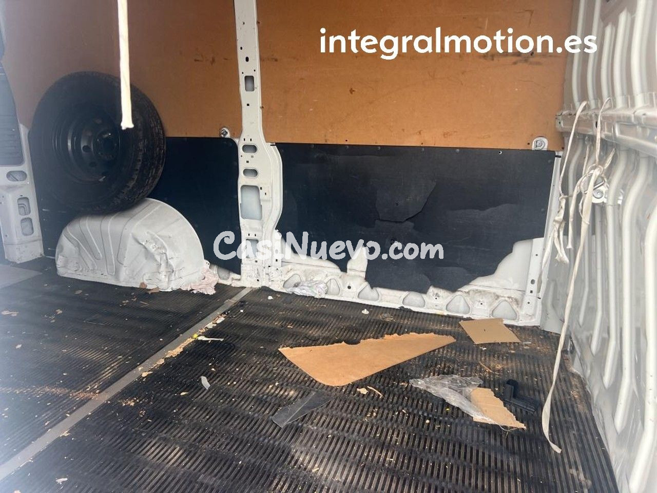 Peugeot Boxer 335 L2H2 BlueHDi 96KW (130CV) furgón - foto 7