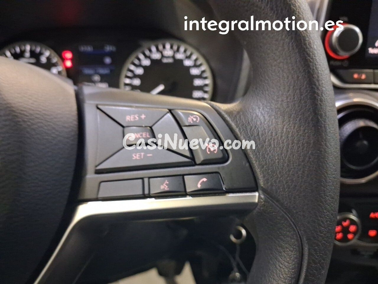 Nissan Juke DIG-T 84 kW (114 CV) 6M/T N-Connecta - foto 13