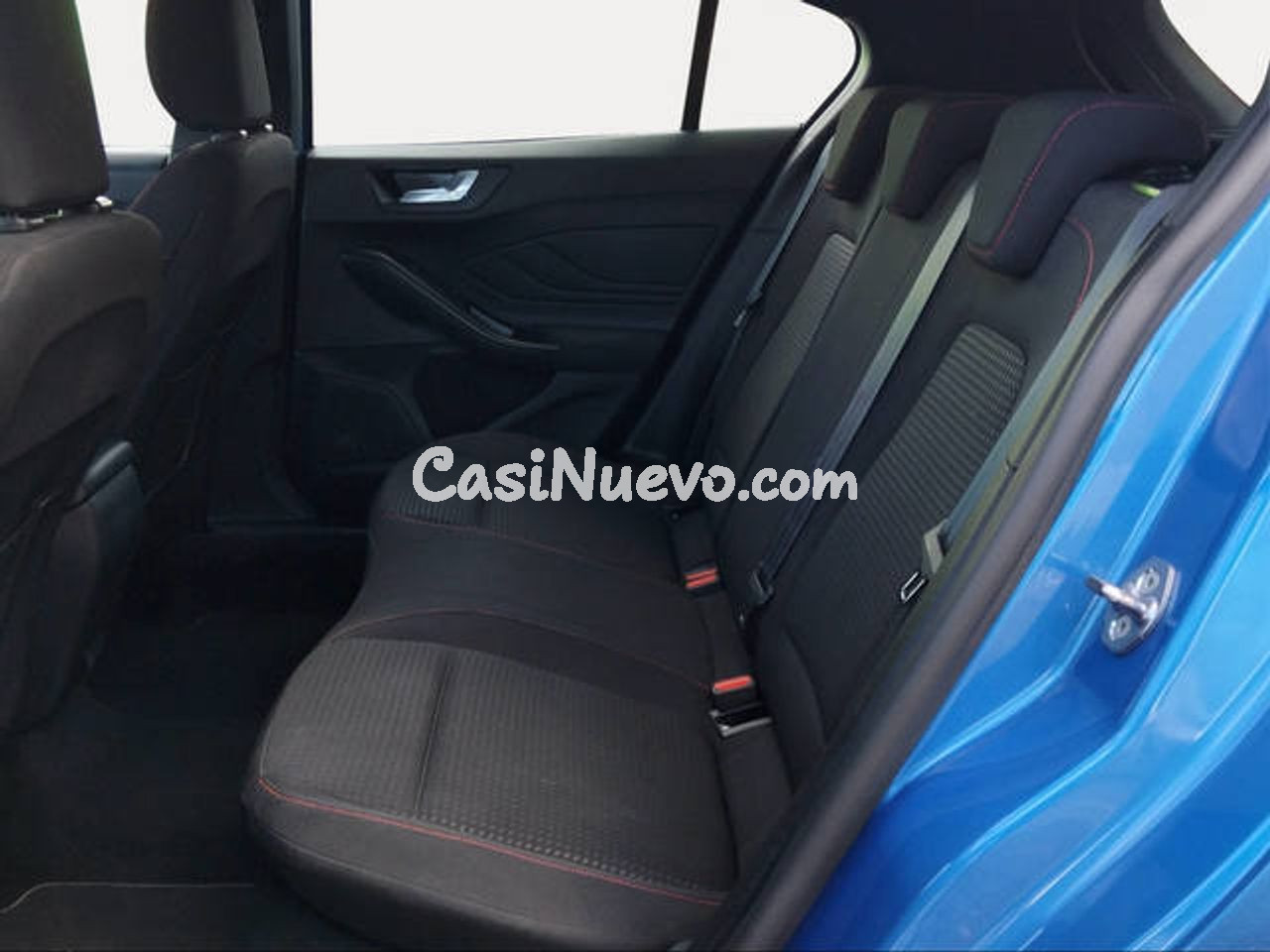 Ford Focus 1.0 Ecoboost MHEV ST-Line 92 kW (125 CV) - foto 9