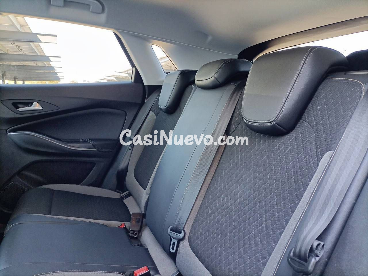 Opel Grandland X 1.2 Turbo Design & Tech - foto 10