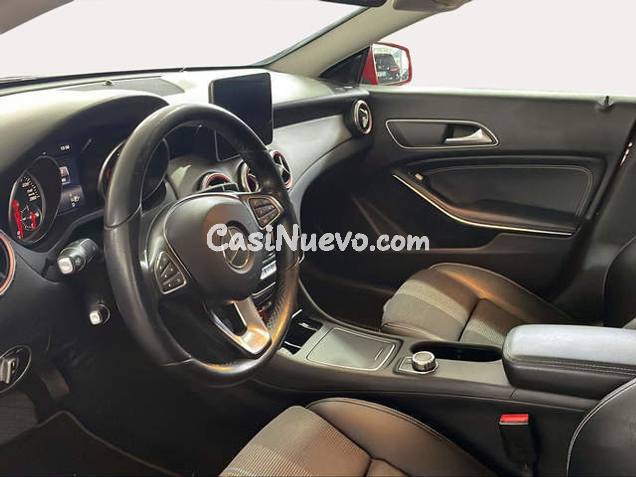 Mercedes CLA 200 d 100 kW (136 CV) - foto 13