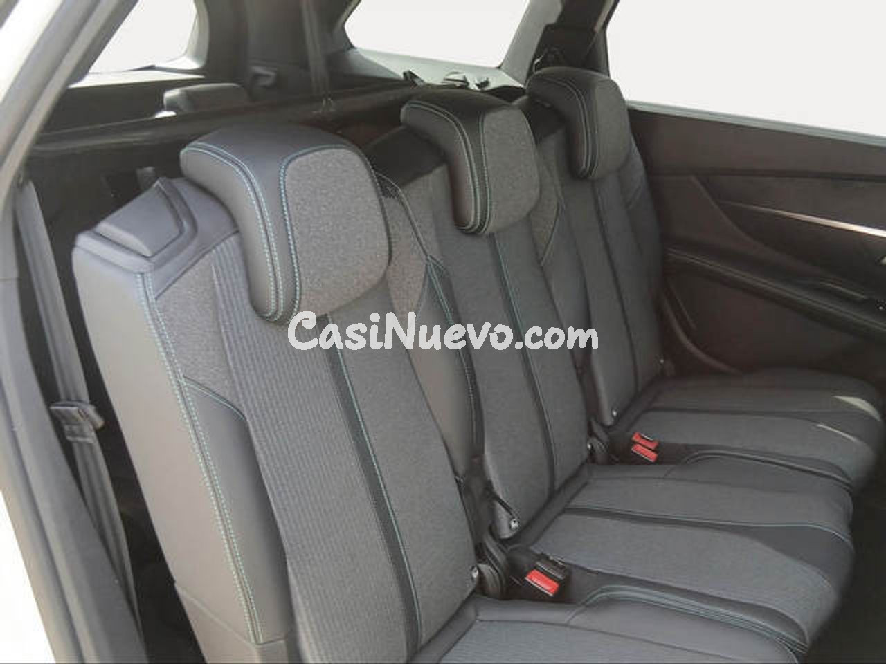 Peugeot 5008 Hybrid 1.2 Allure Pack eDCS6 100 kW (136 CV) - foto 9