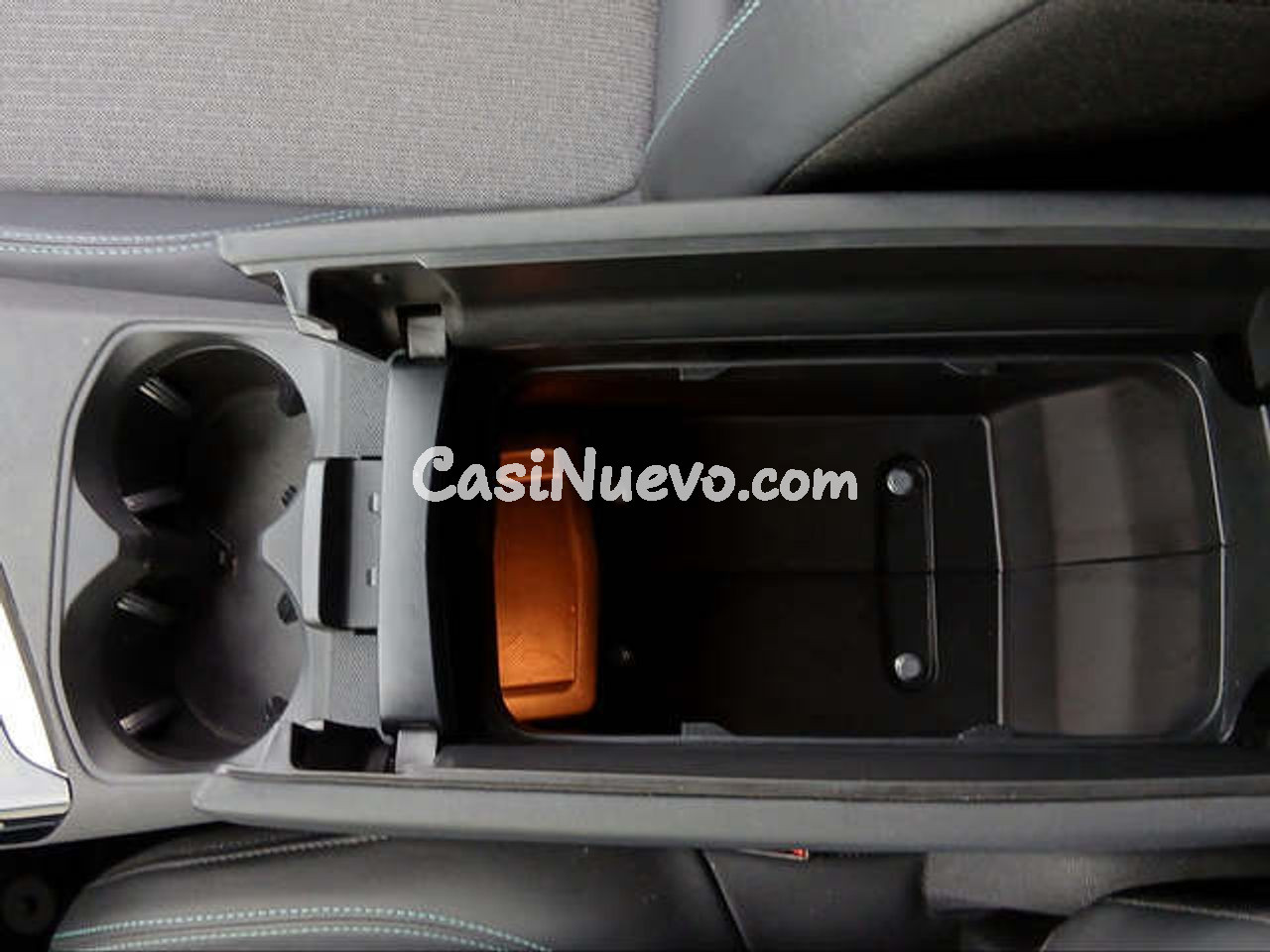 Peugeot 5008 Hybrid 1.2 Allure Pack eDCS6 100 kW (136 CV) - foto 26