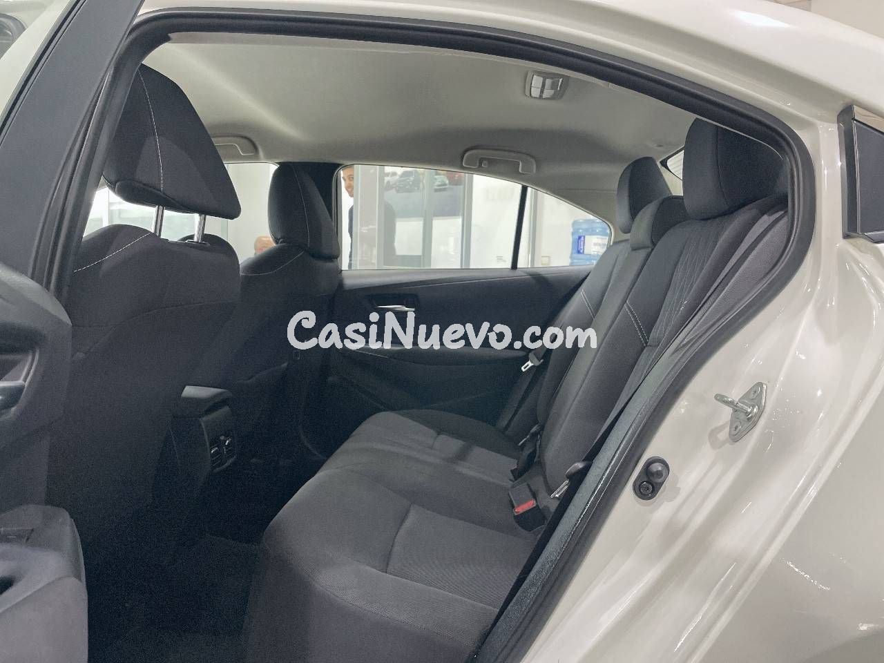 Toyota Corolla 1.6 VVT-i Sol - foto 10