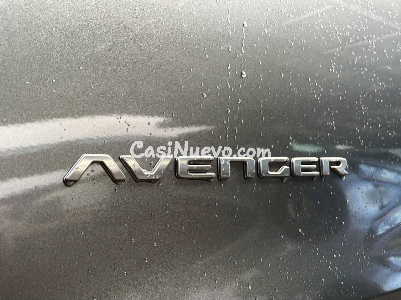 Jeep Avenger 1.2 eHybrid 74kW (100CV) Summit - foto 23