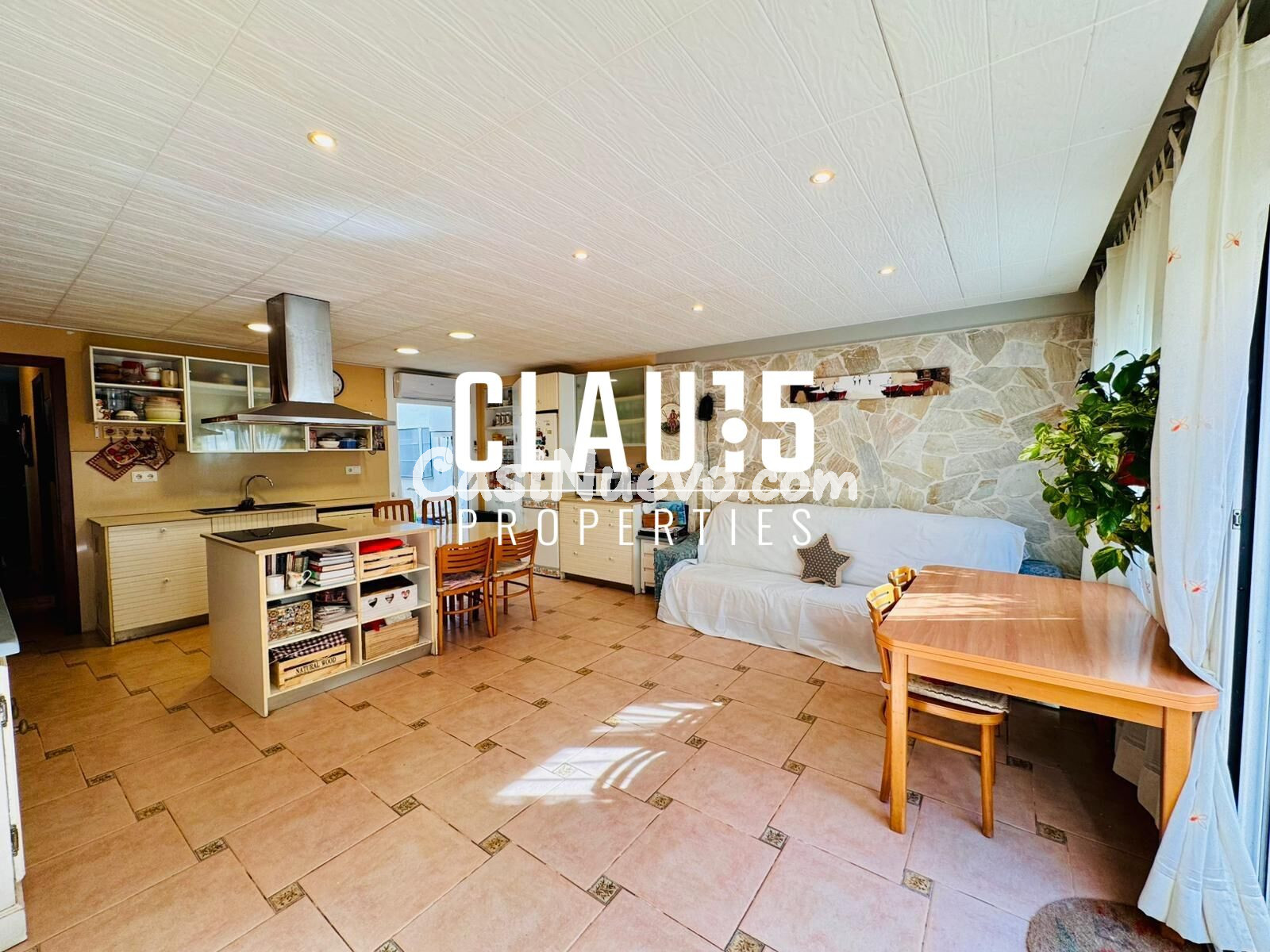 Casa de pueblo en venta en pleno centro de Canet de Mar con  - foto 3