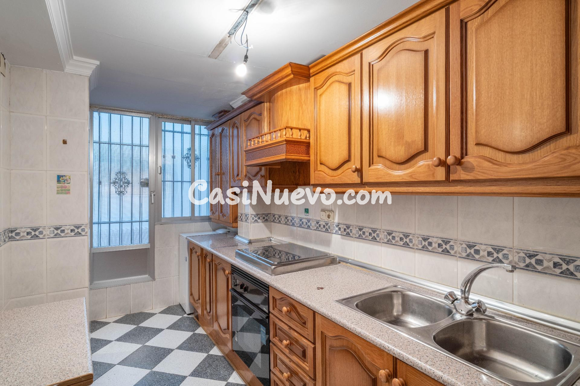 Piso luminoso en Avenida Don Bosco – Zaidín (Granada) - foto 9