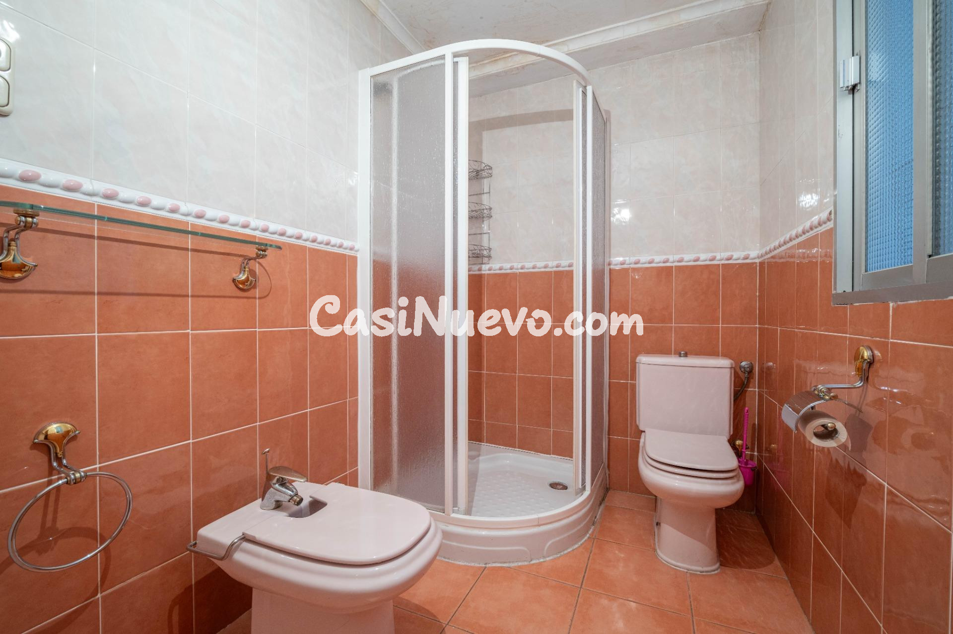 Piso luminoso en Avenida Don Bosco – Zaidín (Granada) - foto 17