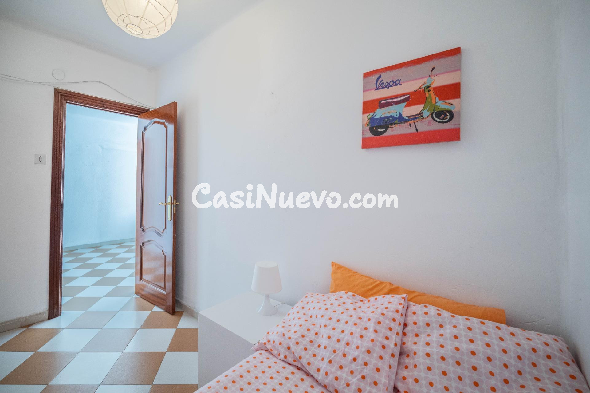 Piso luminoso en Avenida Don Bosco – Zaidín (Granada) - foto 26