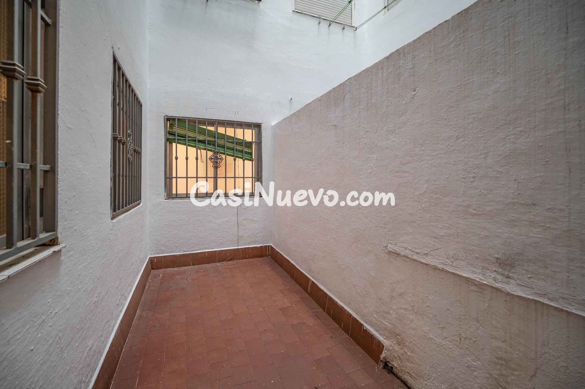 Piso luminoso en Avenida Don Bosco – Zaidín (Granada) - foto 39