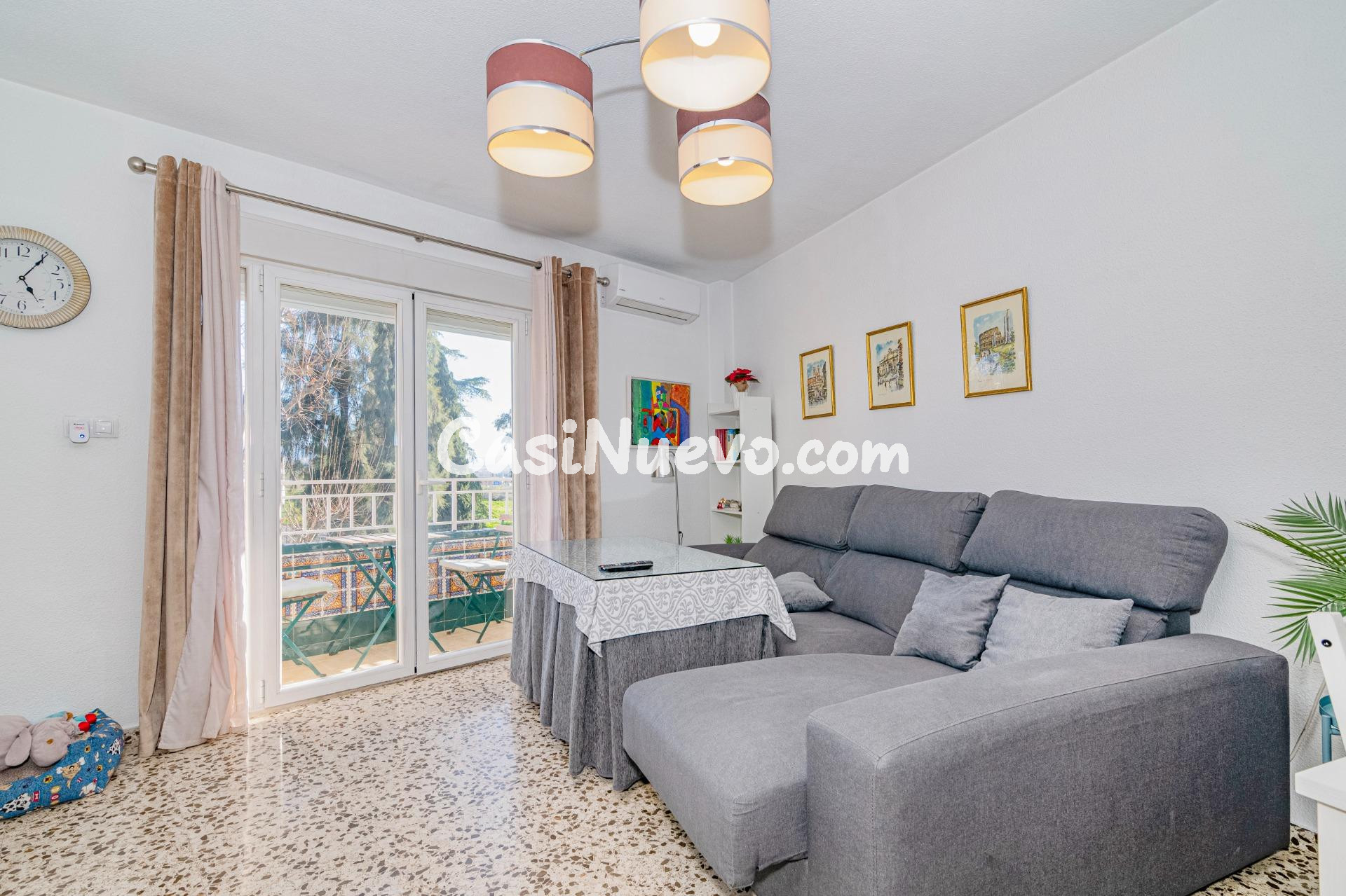 Estupendo piso de 3 dormitorios en Maracena - foto 12