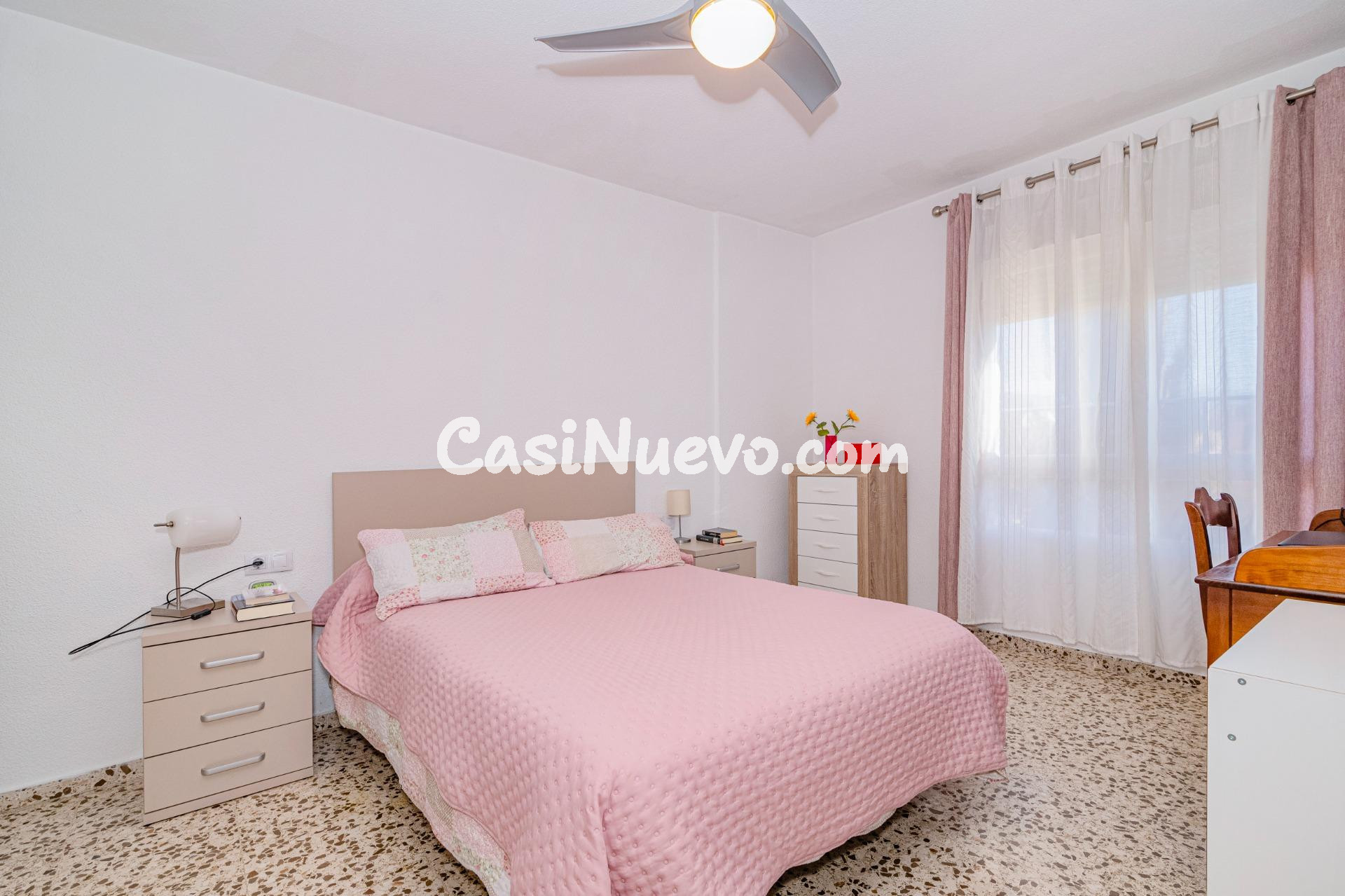 Estupendo piso de 3 dormitorios en Maracena - foto 22