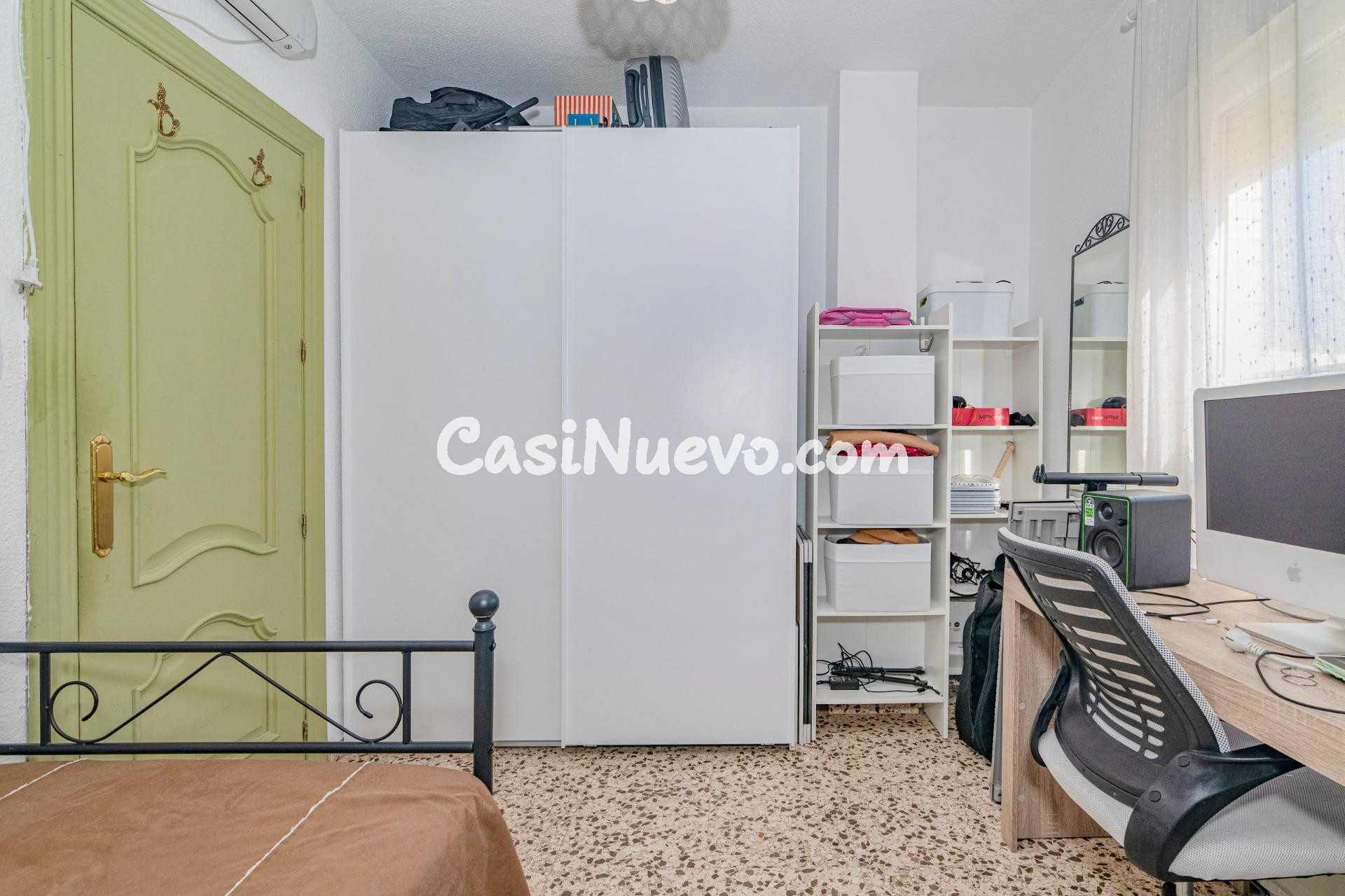 Estupendo piso de 3 dormitorios en Maracena - foto 27