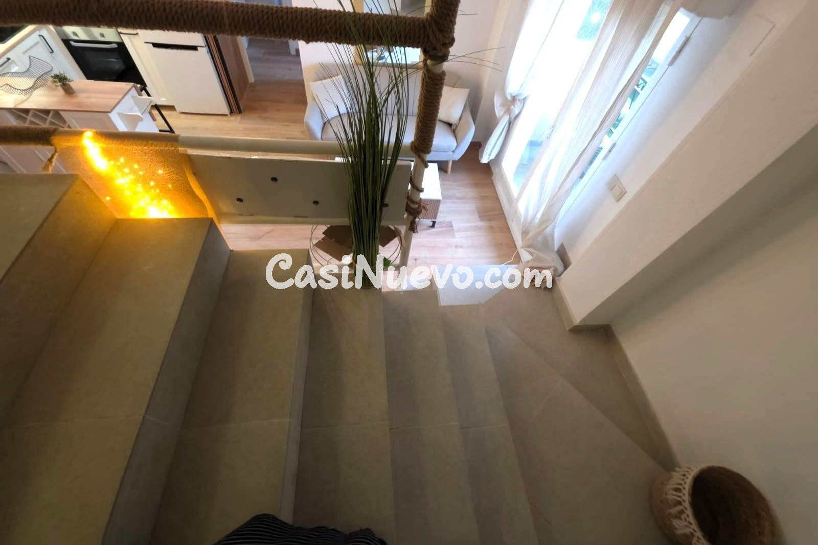 Ático recién reformado (2.ª planta, aprox. 48 m2 + 30 m2 de  - foto 33