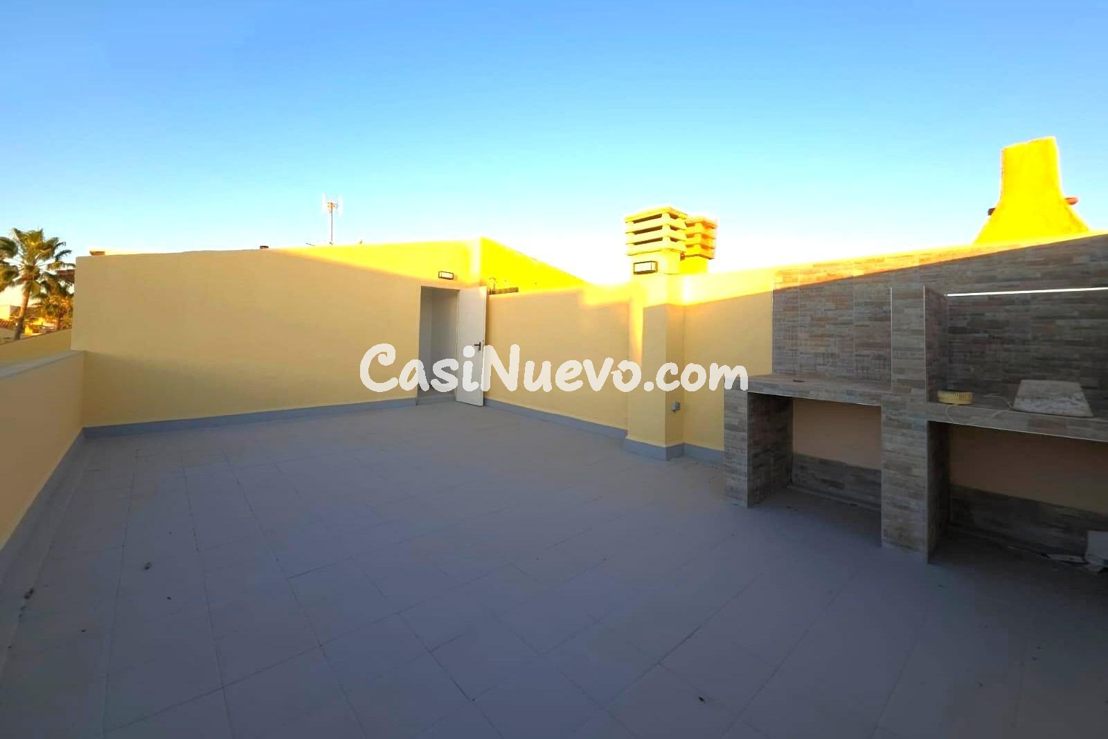 Ático recién reformado (2.ª planta, aprox. 48 m2 + 30 m2 de  - foto 37