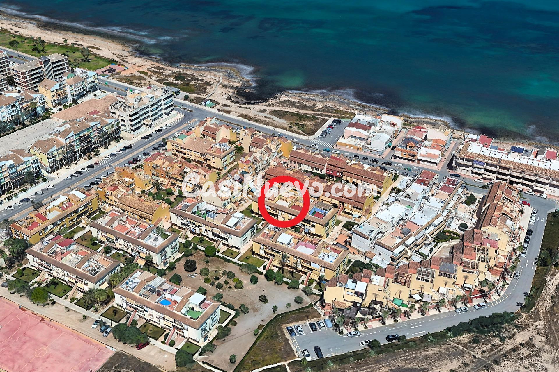 Ático recién reformado (2.ª planta, aprox. 48 m2 + 30 m2 de  - foto 43