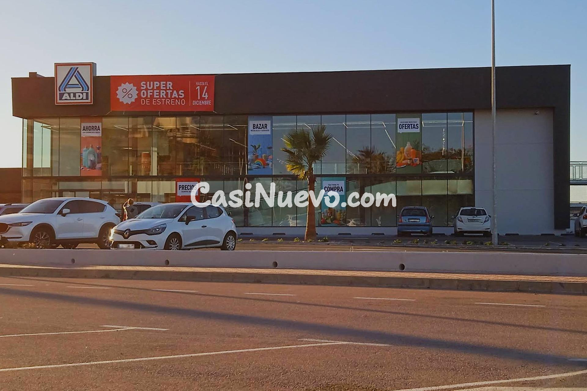 Ático recién reformado (2.ª planta, aprox. 48 m2 + 30 m2 de  - foto 47