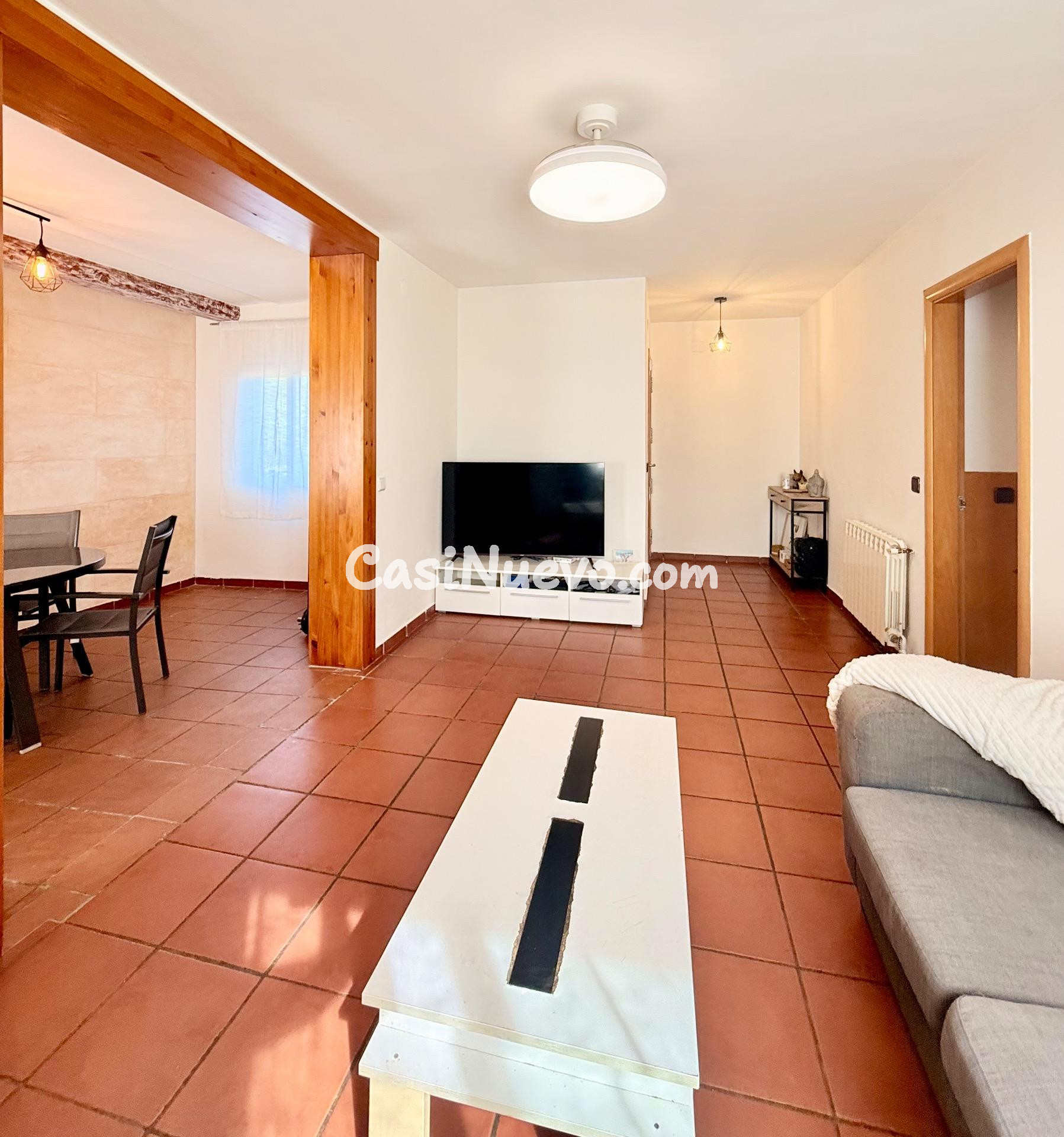 ¡Descubre tu Casa Ideal en Canyelles con Piscina y Amplio Ja - foto 6