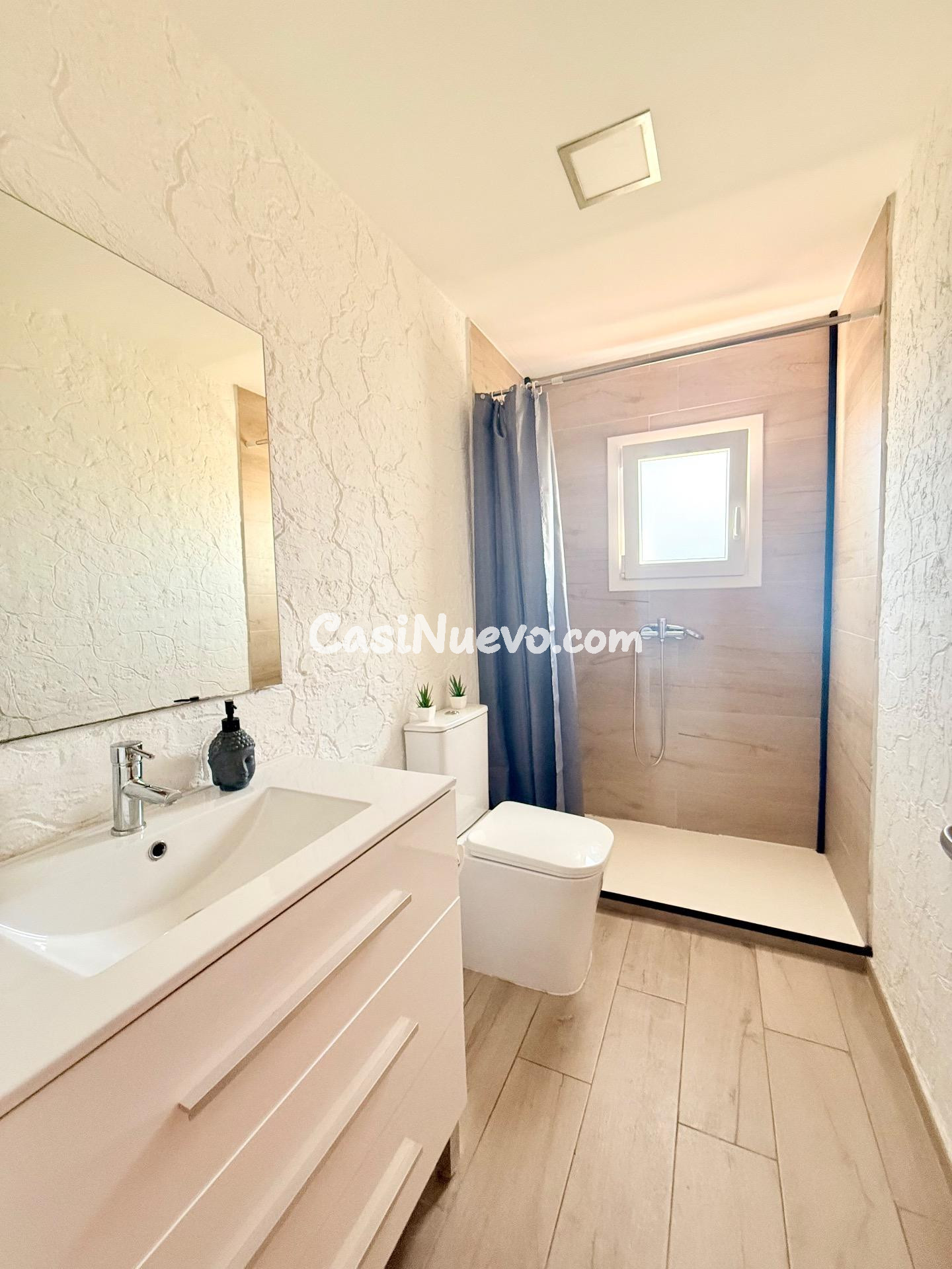 ¡Descubre tu Casa Ideal en Canyelles con Piscina y Amplio Ja - foto 22