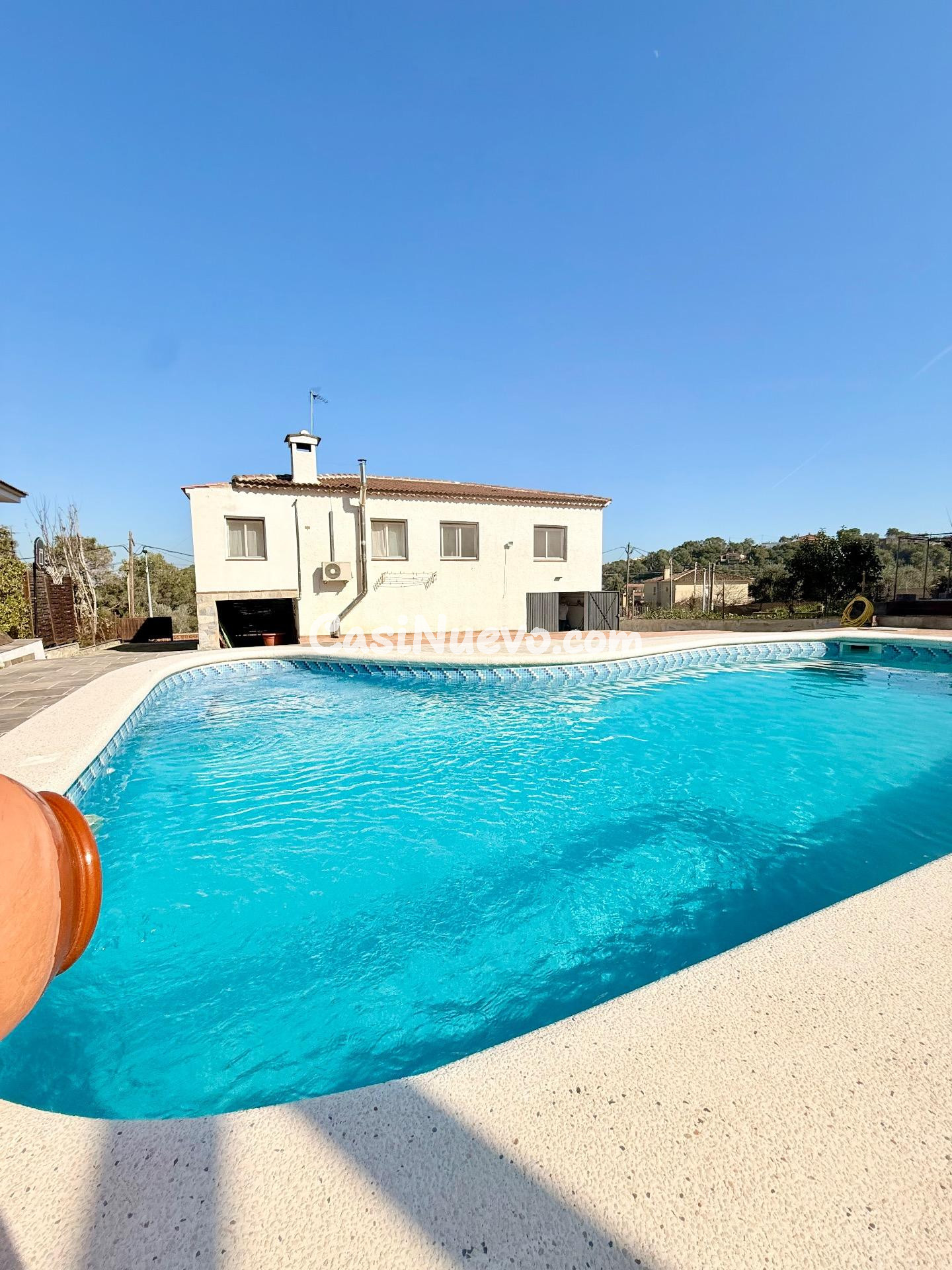 ¡Descubre tu Casa Ideal en Canyelles con Piscina y Amplio Ja - foto 31