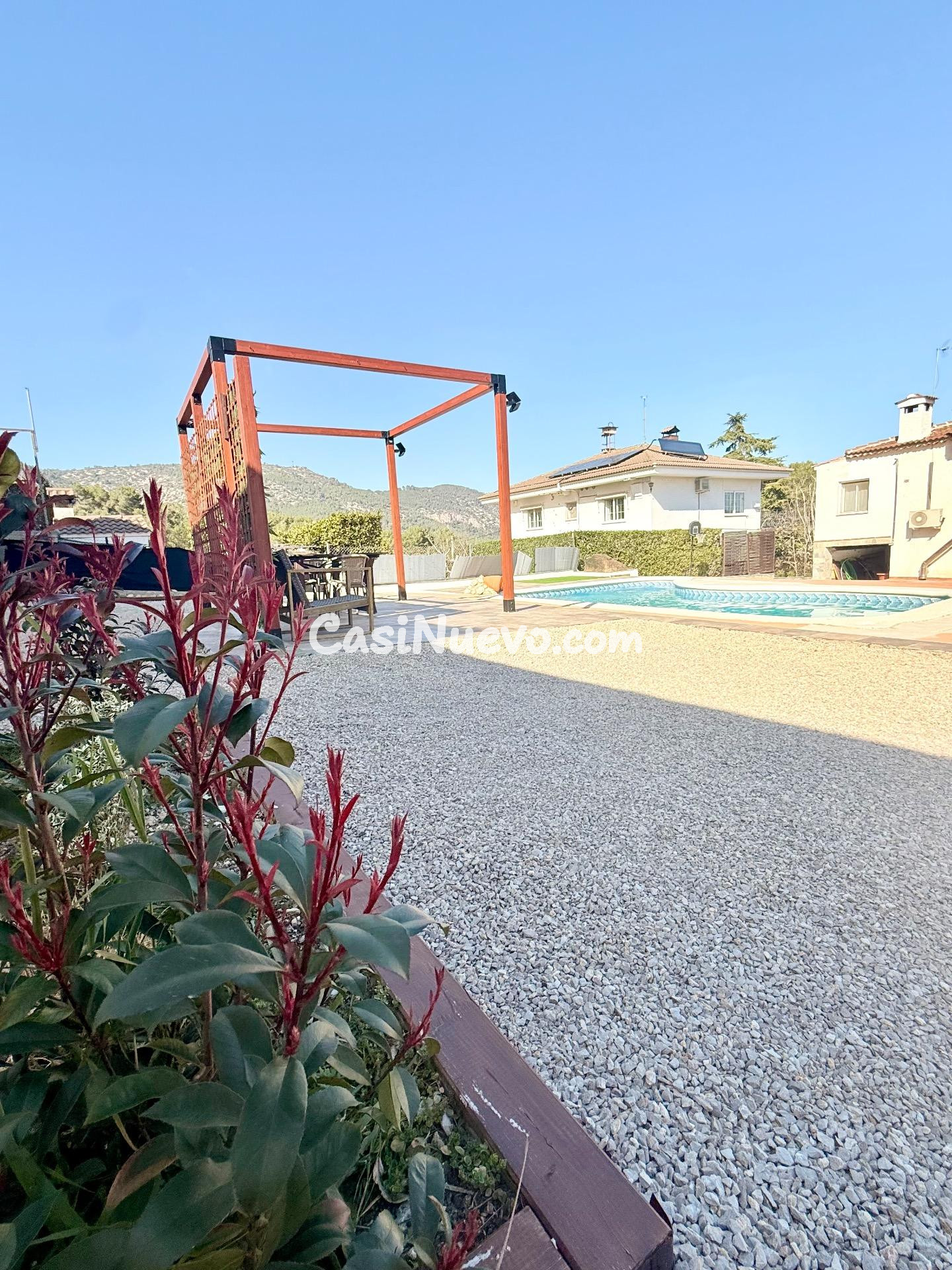 ¡Descubre tu Casa Ideal en Canyelles con Piscina y Amplio Ja - foto 32