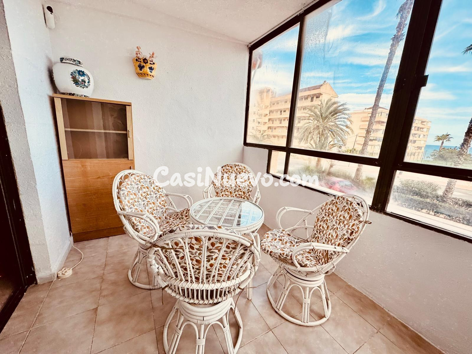 Apartamento en primera línea con vistas al mar | Orientación - foto 3