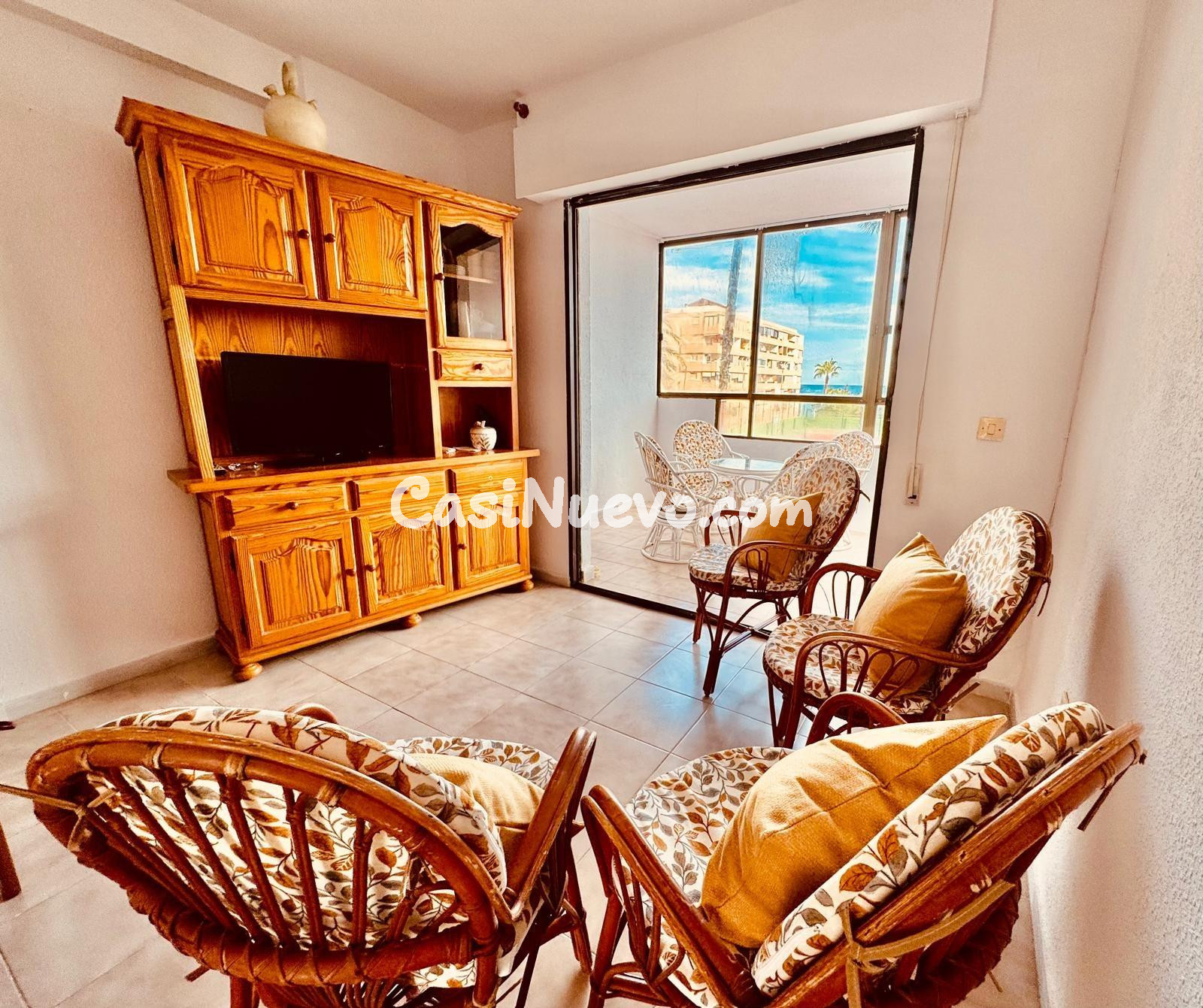 Apartamento en primera línea con vistas al mar | Orientación - foto 4