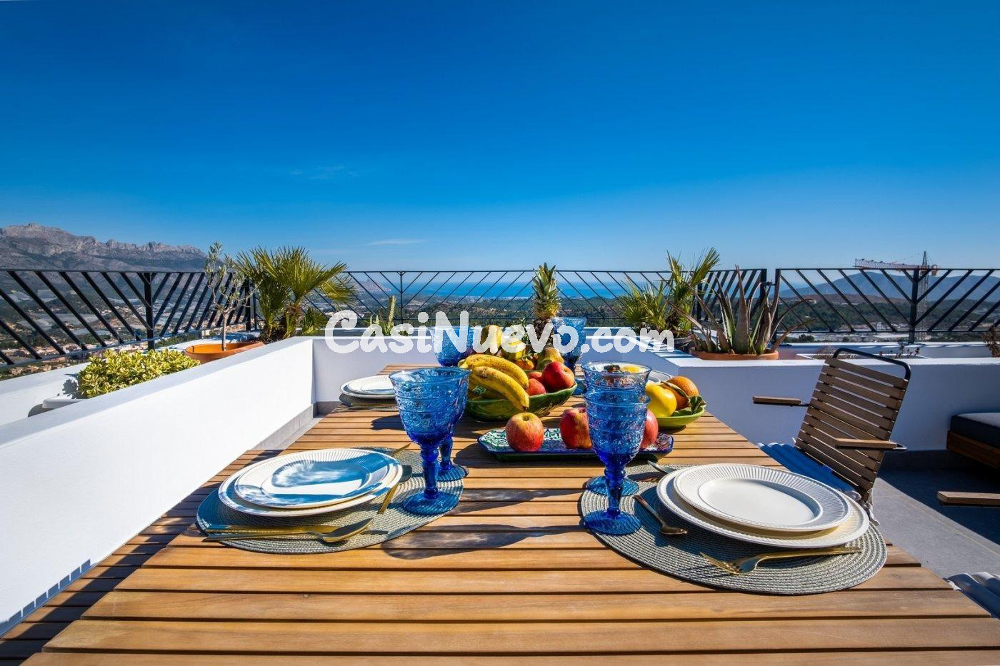 VILLA A ESTRENAR CON VISTAS AL MAR EN POLOP (ALICANTE) - foto 4