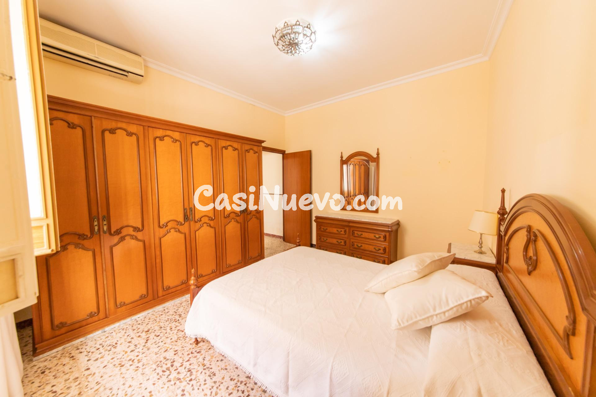 CASA DE PUEBLO EN El CENTRO SANTIPONCE - foto 26