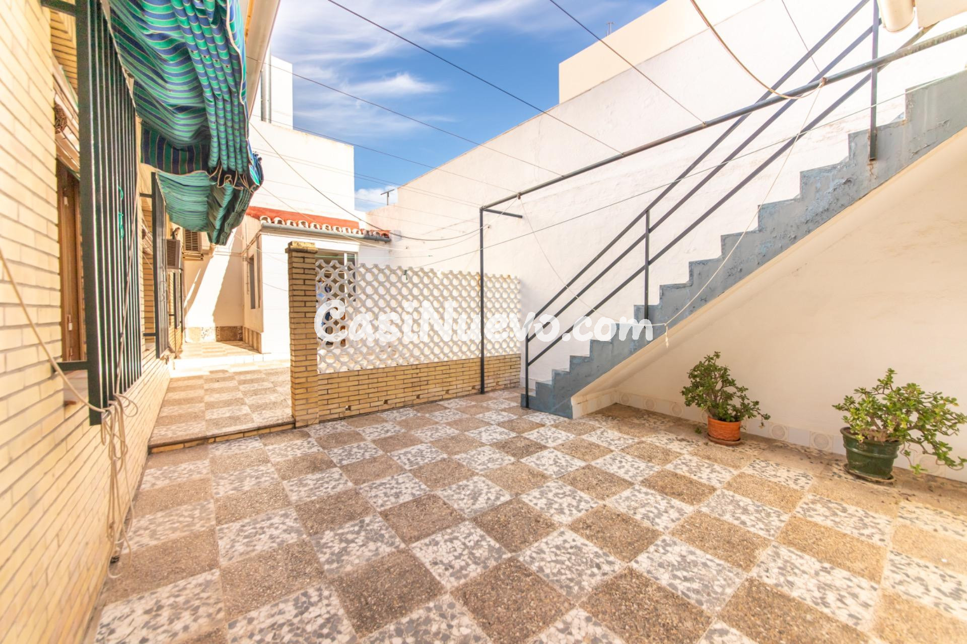 CASA DE PUEBLO EN El CENTRO SANTIPONCE - foto 28