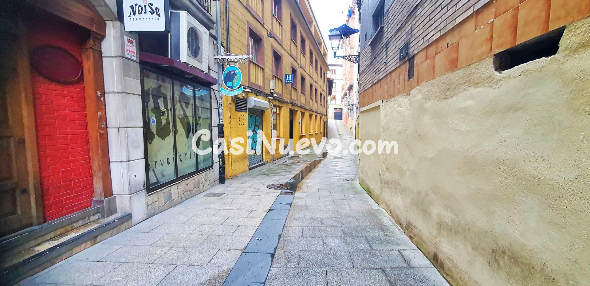 Local en venta a un paso del Ayuntamiento y de la Catedral - foto 3