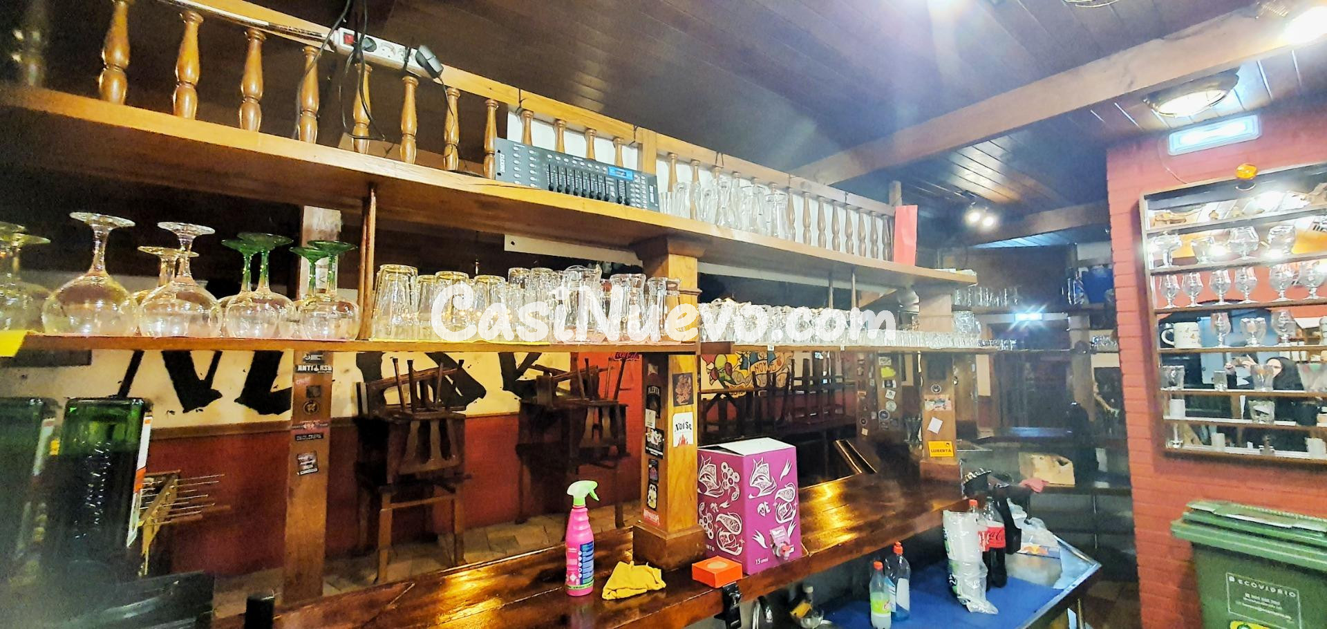 Local en venta a un paso del Ayuntamiento y de la Catedral - foto 8