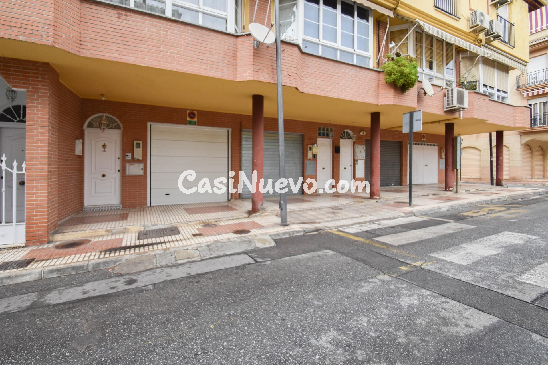 Tu Nuevo Hogar en Maracena: Espacio, Luz y Conexiones Perfec - foto 2