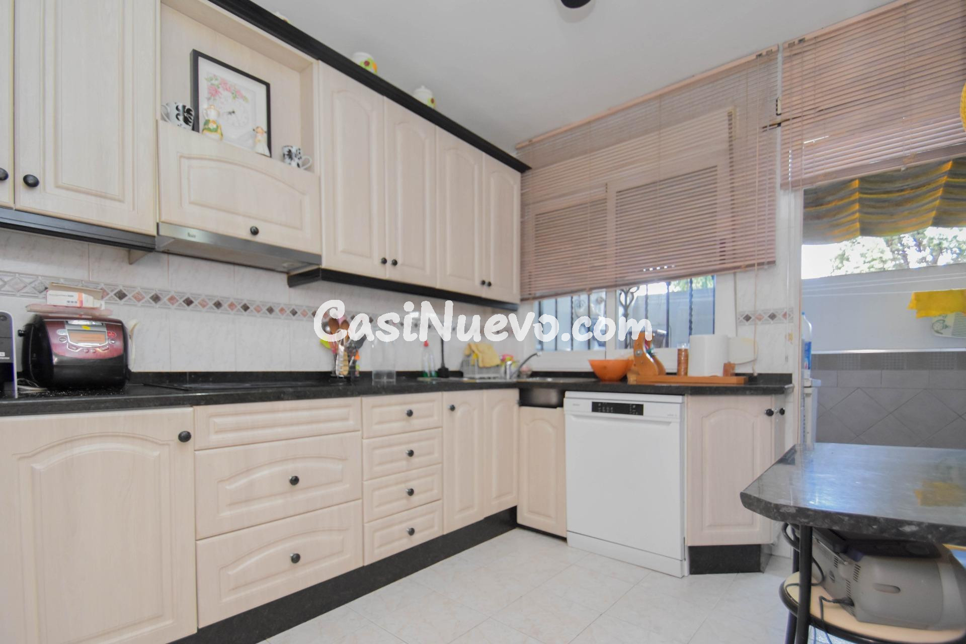 Tu Nuevo Hogar en Maracena: Espacio, Luz y Conexiones Perfec - foto 23