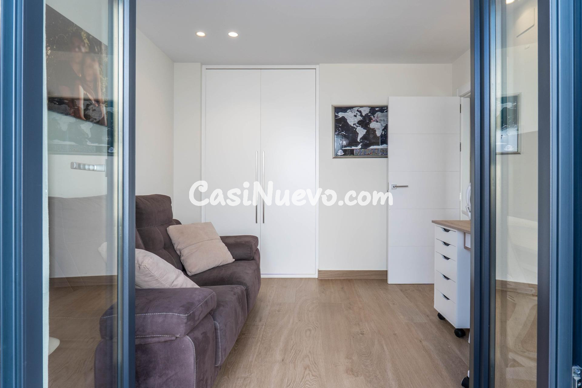 Exclusiva y moderna casa adosada de 2022 en Albolote con los - foto 46