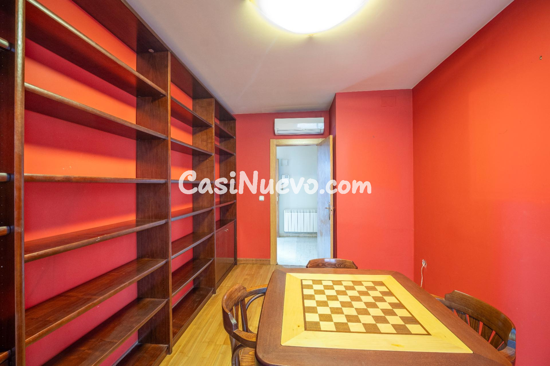 Amplio y Luminoso Piso en el Corazón de Granada - foto 5