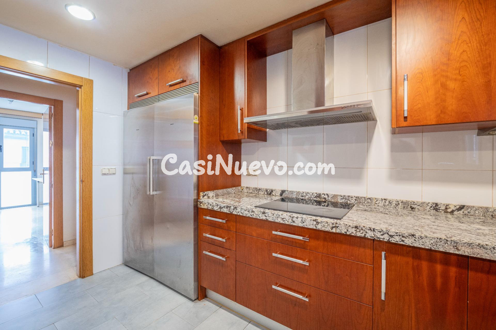 Amplio y Luminoso Piso en el Corazón de Granada - foto 26