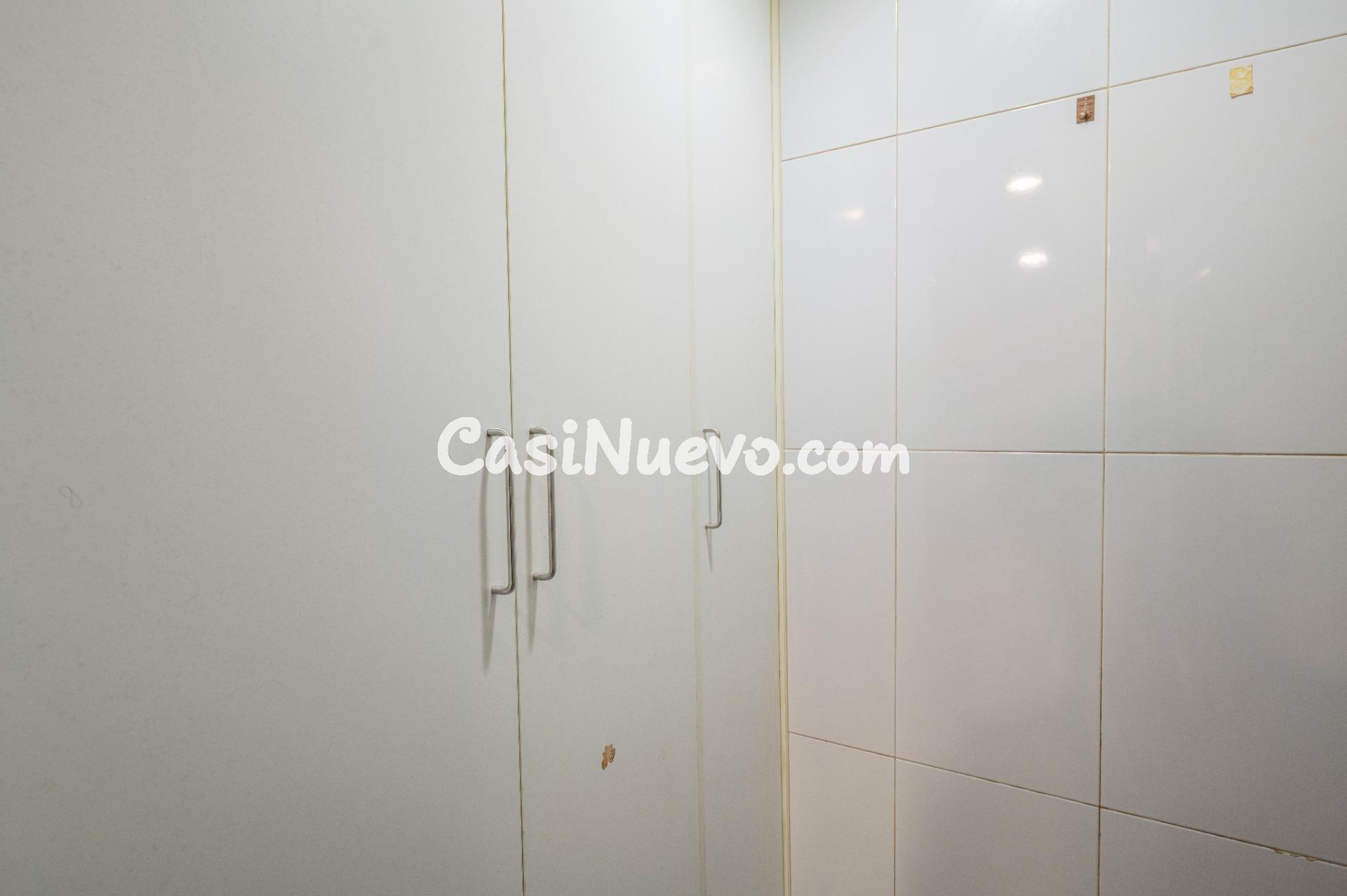 Amplio y Luminoso Piso en el Corazón de Granada - foto 32