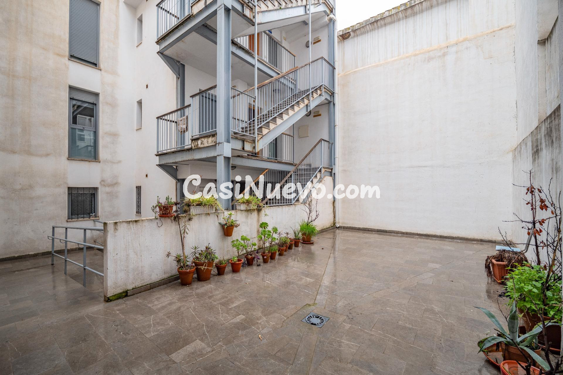 Amplio y Luminoso Piso en el Corazón de Granada - foto 42