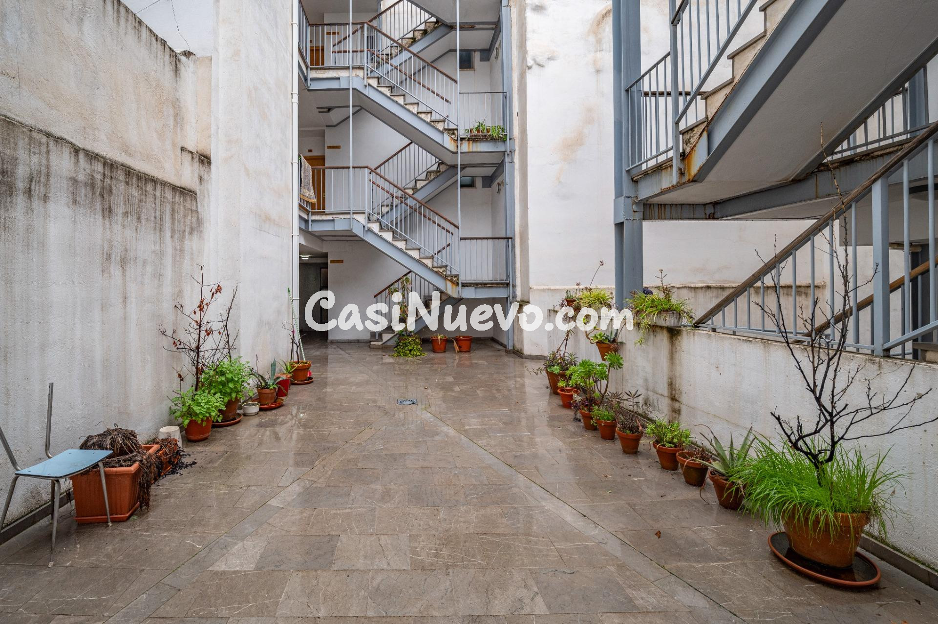 Amplio y Luminoso Piso en el Corazón de Granada - foto 43