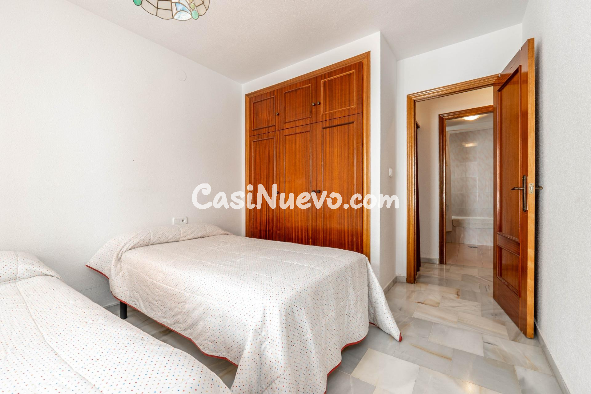 Magnífico apartamento de 2 habitaciones, terraza y garaje en - foto 38