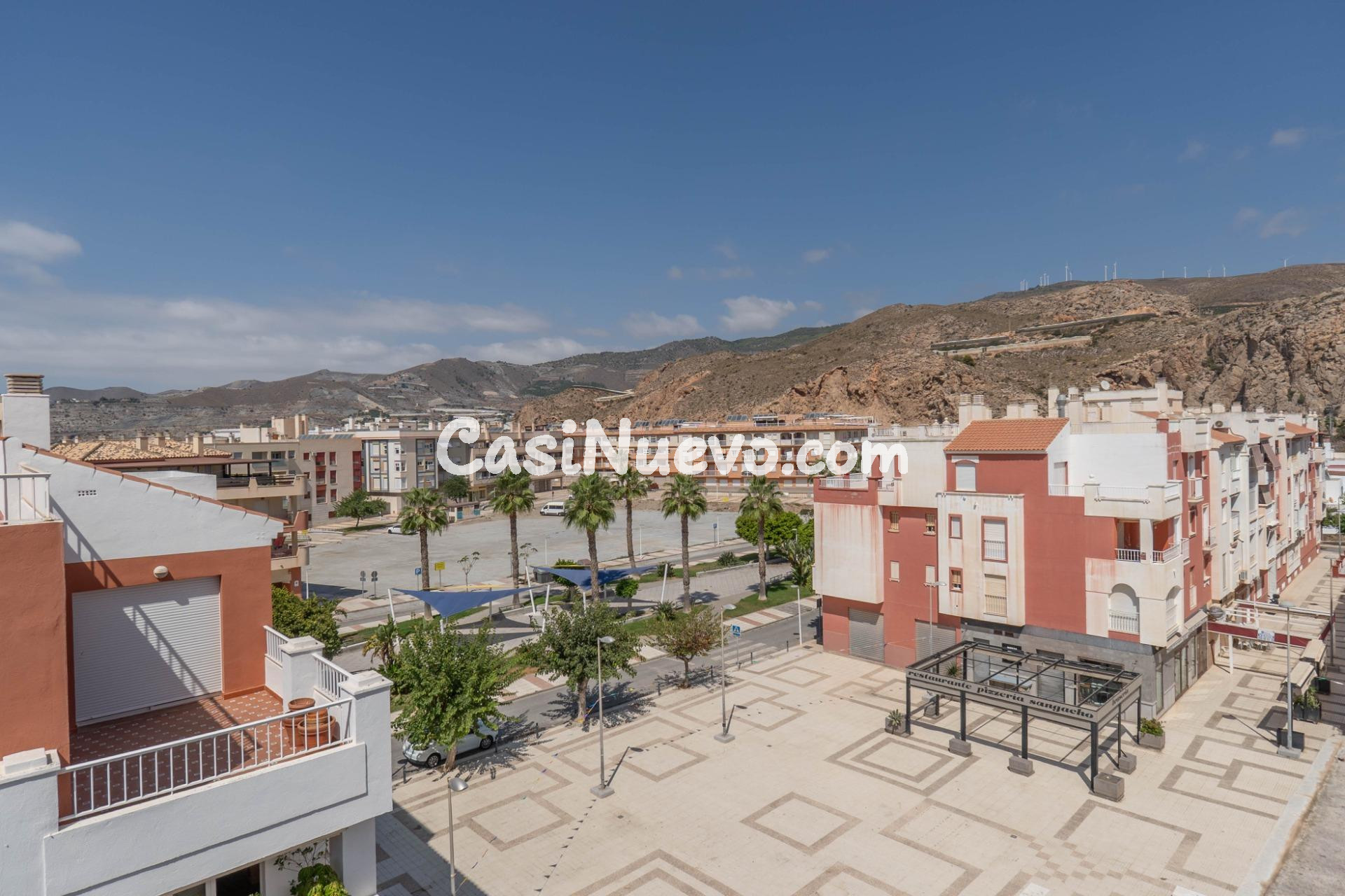 Magnífico apartamento de 2 habitaciones, terraza y garaje en - foto 50