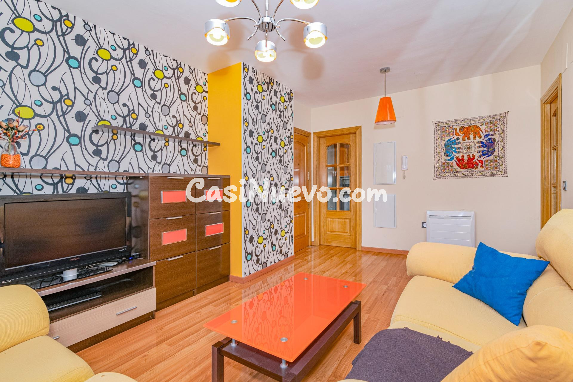 Oportunidad, estupendo piso amueblado y listo para entrar a 