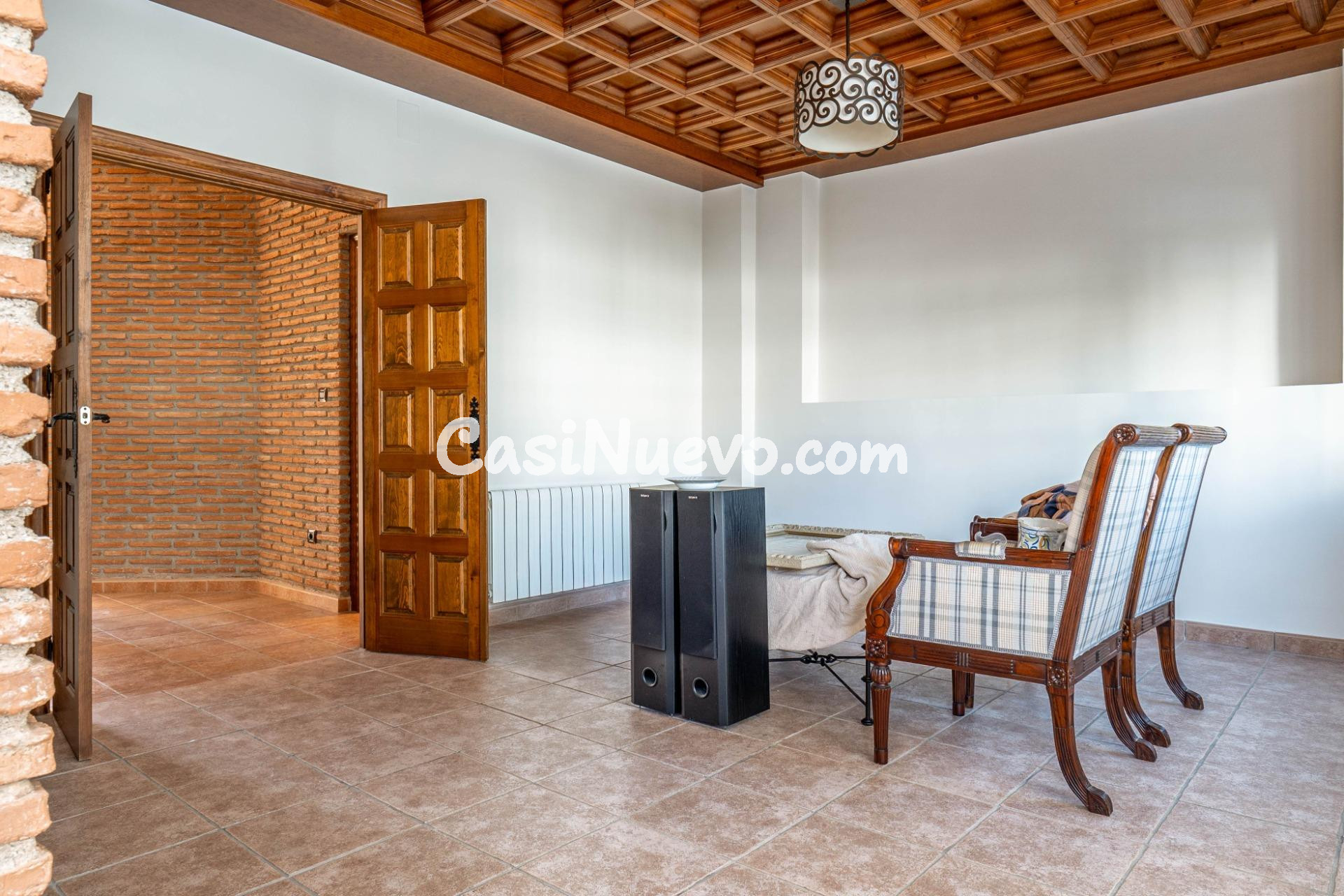 Chalet de 505 m2 construidos con piscina y jardines. 5 dormi - foto 18