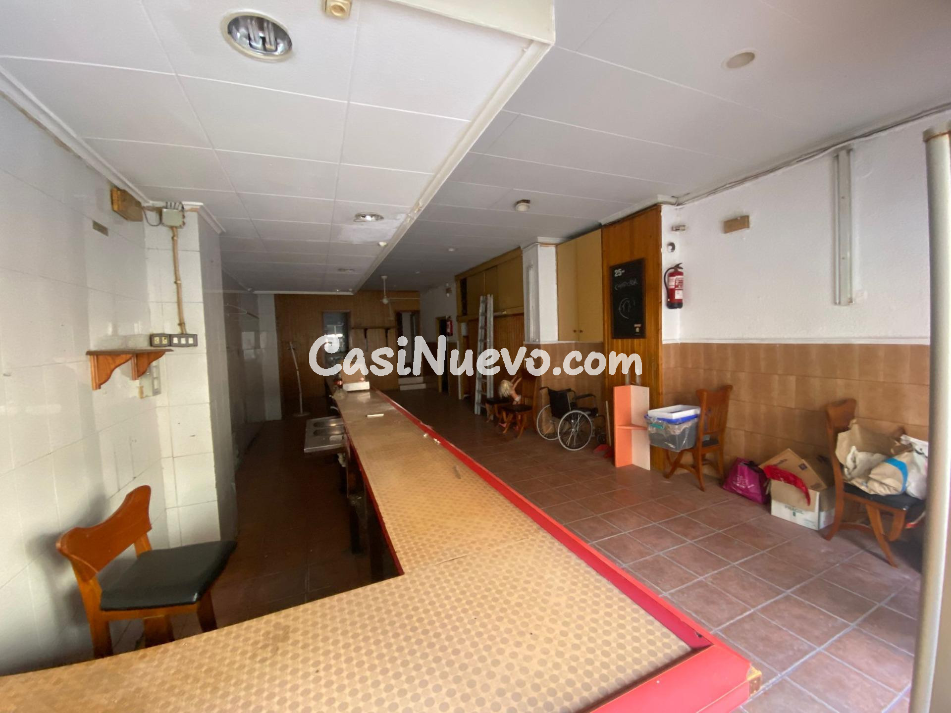 LOCAL DIAFANO CON SALIDA DE HUMOS - foto 2