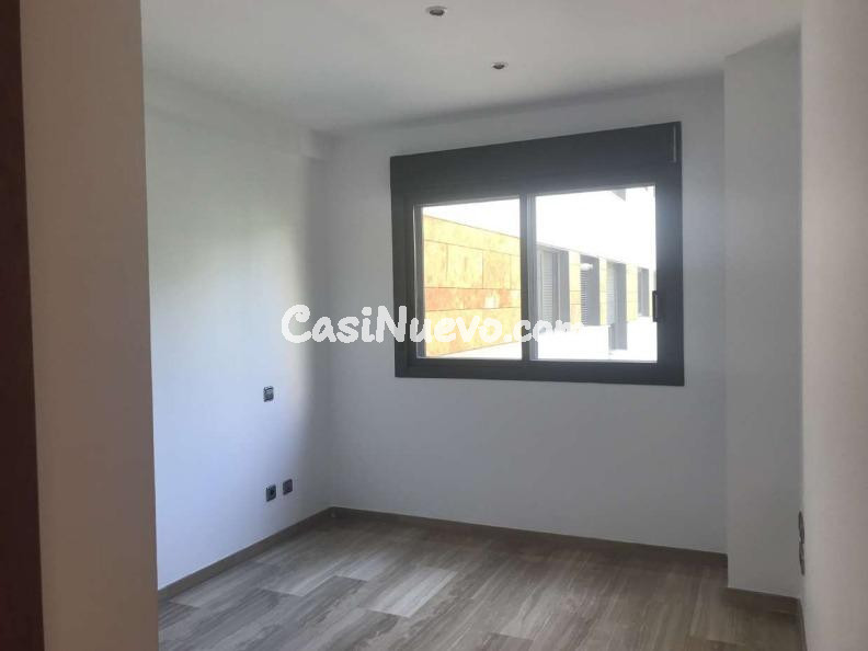 Amplio Piso Exterior en Sanchinarro con Excelentes Amenidade - foto 17